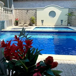 3* Hotel Puerta De Oro